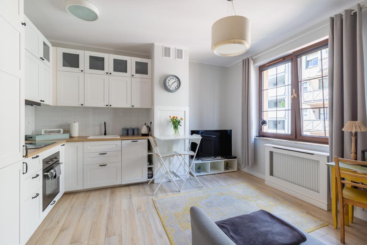 Apartament Wigilijna Starowka エルブロンク エクステリア 写真