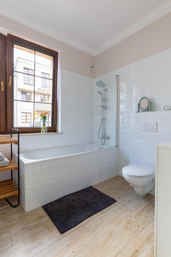 Apartament Wigilijna Starowka エルブロンク エクステリア 写真