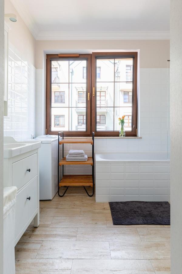 Apartament Wigilijna Starowka エルブロンク エクステリア 写真