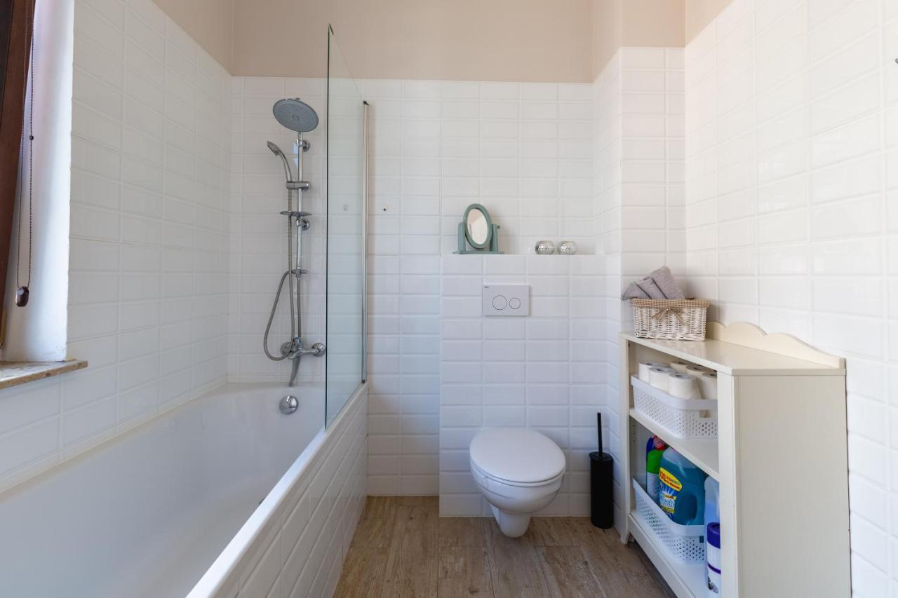 Apartament Wigilijna Starowka エルブロンク エクステリア 写真